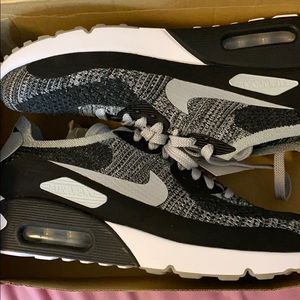 Fly knit Air Max 90 Ultra